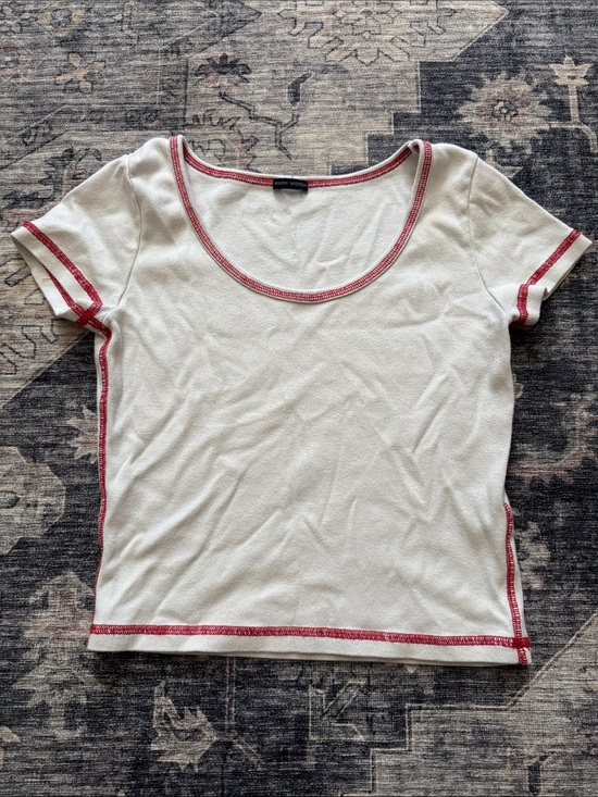 Brandy Melville Tops - Brandy Melville White Scoop Short-Sleeve Tee with Red Contrast Trim